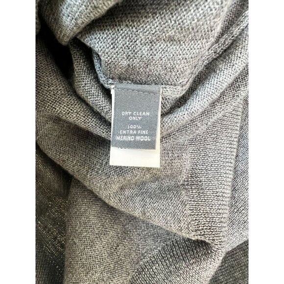 Bonobos Merino Wool V-Neck Sweater, Size Medium - Picture 6 of 6